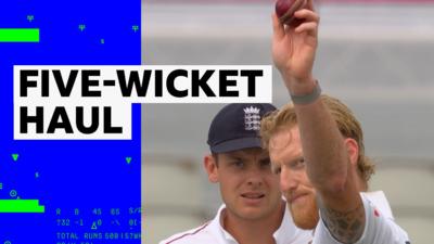 Ben Stokes and Jamie Smith of England