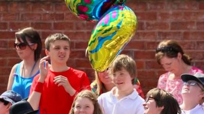 Sycamore class with balloon