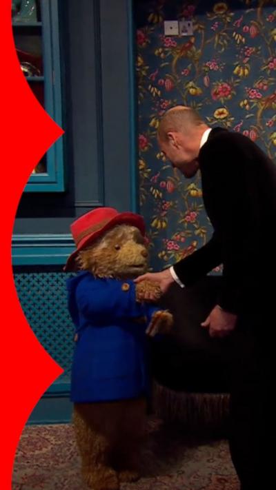 William meets Paddington and shakes his hand