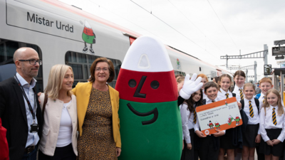 Tren Mr Urdd