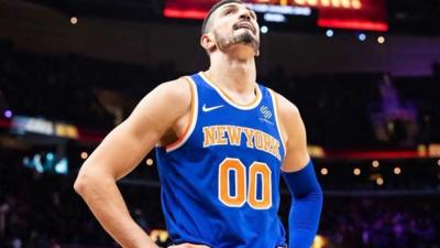 Enes Kanter playing for the New York Knicks