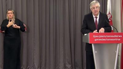 Mark Drakeford in the last Welsh Government coronavirus briefing before Christmas