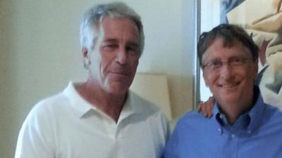 Image of Jeffrey Epstein and Bill Gates together.