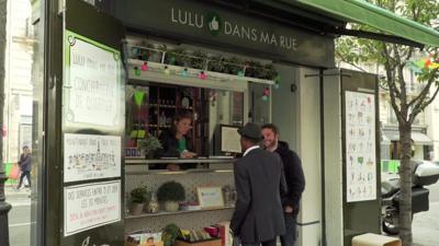 'Lulu dans ma rue' kiosk in Paris