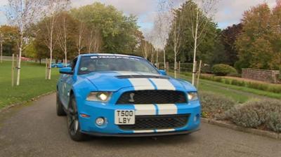 After a viral Facebook appeal, 25 American car owners came to give a car fan a special funeral procession.