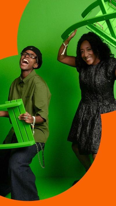 DJs Sherelle and Jamz decide dancing holding chairs 
