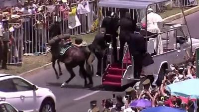 Horse and Popemobile