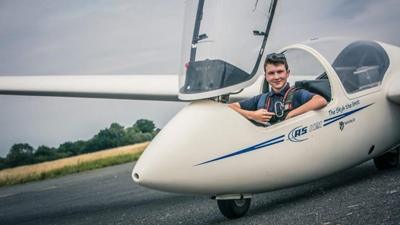 Jack in a glider plane