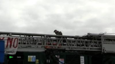 Protester occupies drilling rig