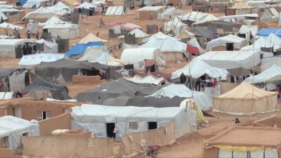 picture of a desert settlement