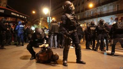 French police make an arrest in Paris