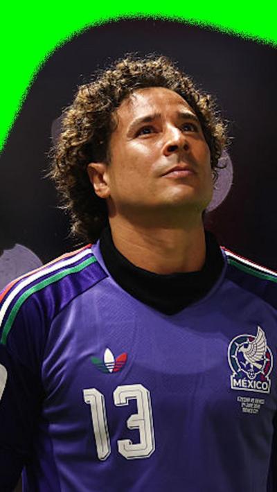 Guillermo Ochoa coming on for Mexico