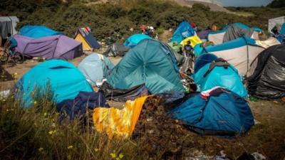 Tents in Calais jungle