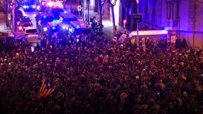 Catalan protesters clash with police in Barcelona