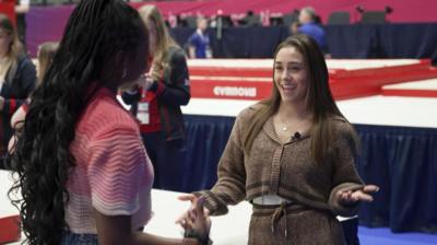 Emma-Louise talking to Jennifer Gadirova at the British Gymnastics Championships