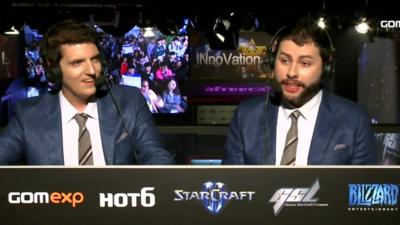 E-sports commentators