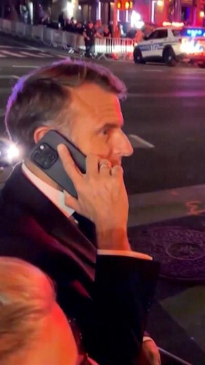 President Macron on the phone to President Trump