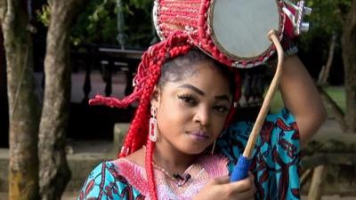 Ara Thunder with her talking drum