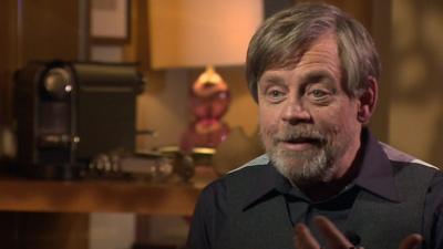 Mark Hamill discusses how playing Luke Skywalker felt different in The Last Jedi