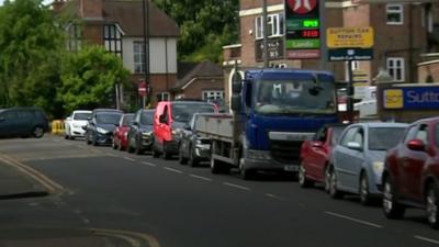 Cars queue in Sutton Coldfield