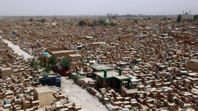 Najaf cemetery Iraq - 12 July 2014