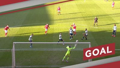 Lyle Taylor puts Forest ahead