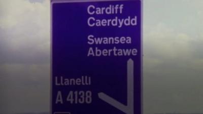 M4 Llanelli sign