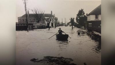 Floods through Felixstowe