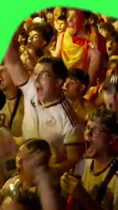 Spain fans watching the 2026 World Cup final