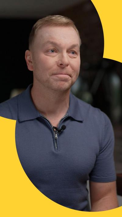 Chris Hoy wearing a grey top 