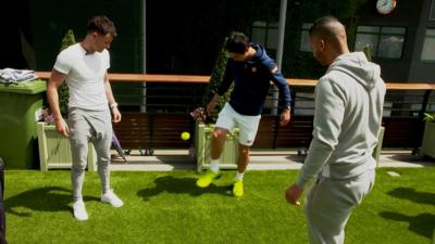 Kei Nishikori (centre) and the F2 Freestylers