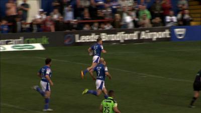 Wakefield's Jacob Miller scores a try