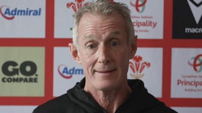 Wales assistant coach Rob Howley