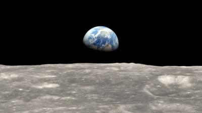 Image of the Earth viewed from the Moon