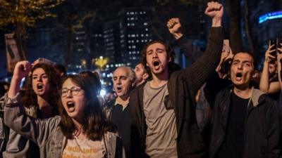 Protestors in Istanbul