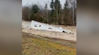 Mobile home crashes into bridge