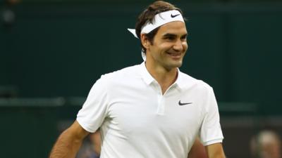 Marcus Willis lobs Roger Federer