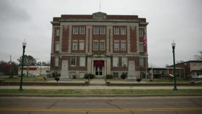 Town hall building in Linden, Tennessee