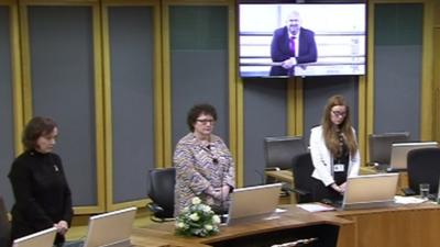 Senedd silence for Carl Sargeant