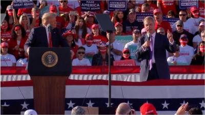 Donald Trump and Nigel Farage at rally