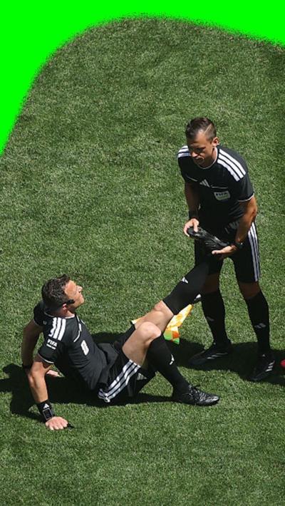 Felix Zwayer goes down with cramp 