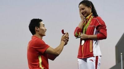 China's He Zi receives marriage proposal