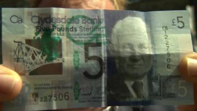 Scottish plastic £5 note