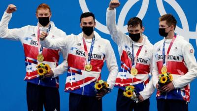 Winners with their medals