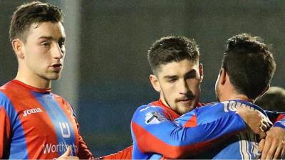 Ards beat Ballinamallard 2-0