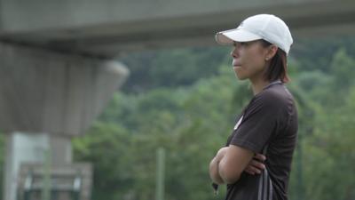 Chan Yuen-ting coaching the Eastern football club