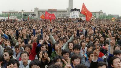 Student protests in Tiananmen Square protest in 1989