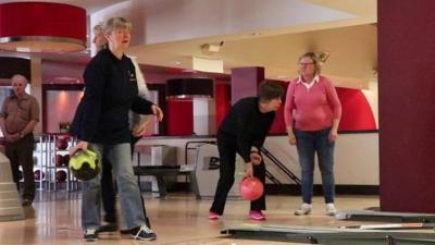 Blind bowling