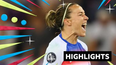 Lucy Bronze
