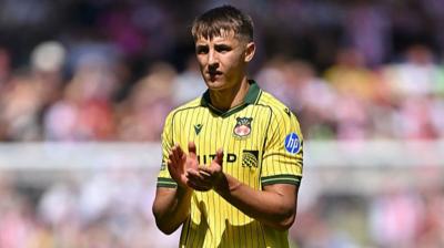Wrexham defender Max Cleworth